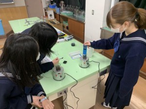 1月下旬　グルテンの抽出に挑戦しました。６